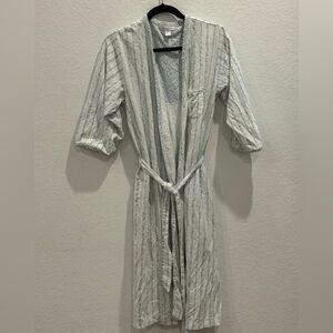 Midnight by Carole Hochman Blue Floral Garment 100% Cotton